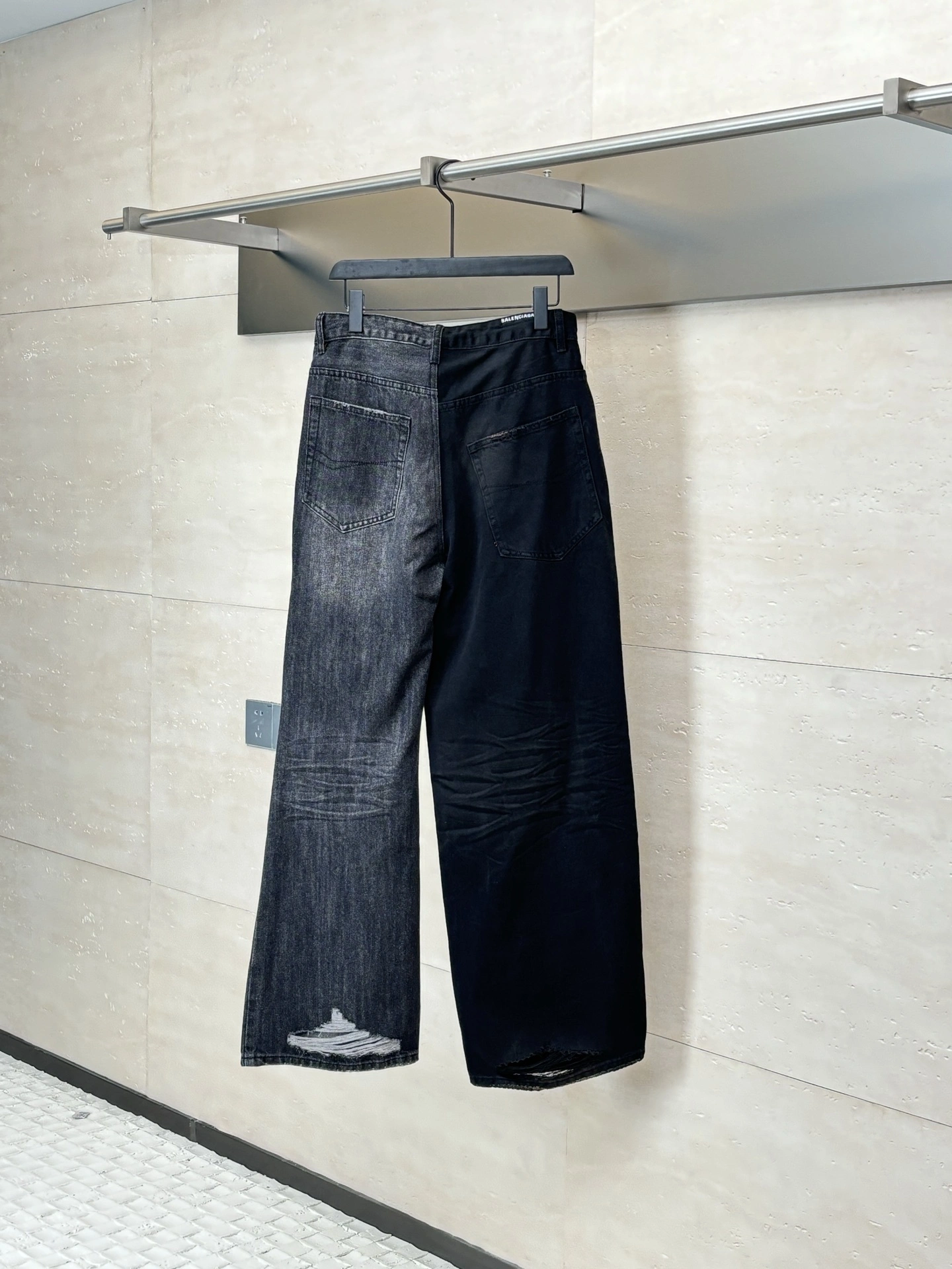 wg.luxury- 218593i16 item:E-F363F1034